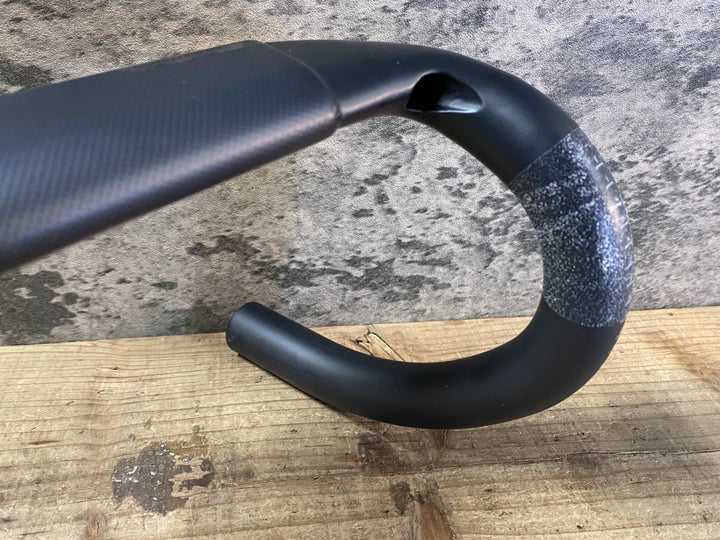 JP355 スペシャライズド SPECIALIZED S-WORKS AEROFLY カーボンドロップハンドル Φ31.8 C-C400mm ※ケーブルカバー欠品、クランプ部凹みの為ジャンク