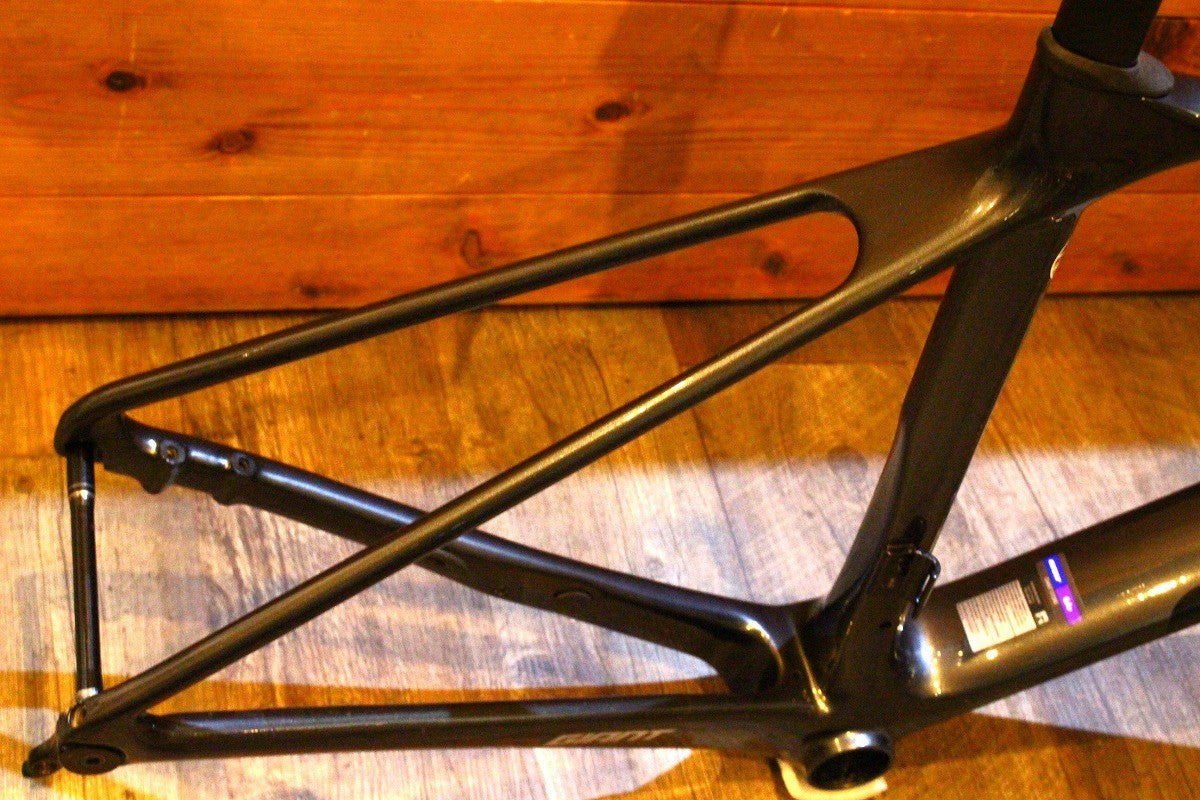 ジャイアント GIANT TCR ADVANCED 1 KOM DISC 2022年モデル Sサイズ