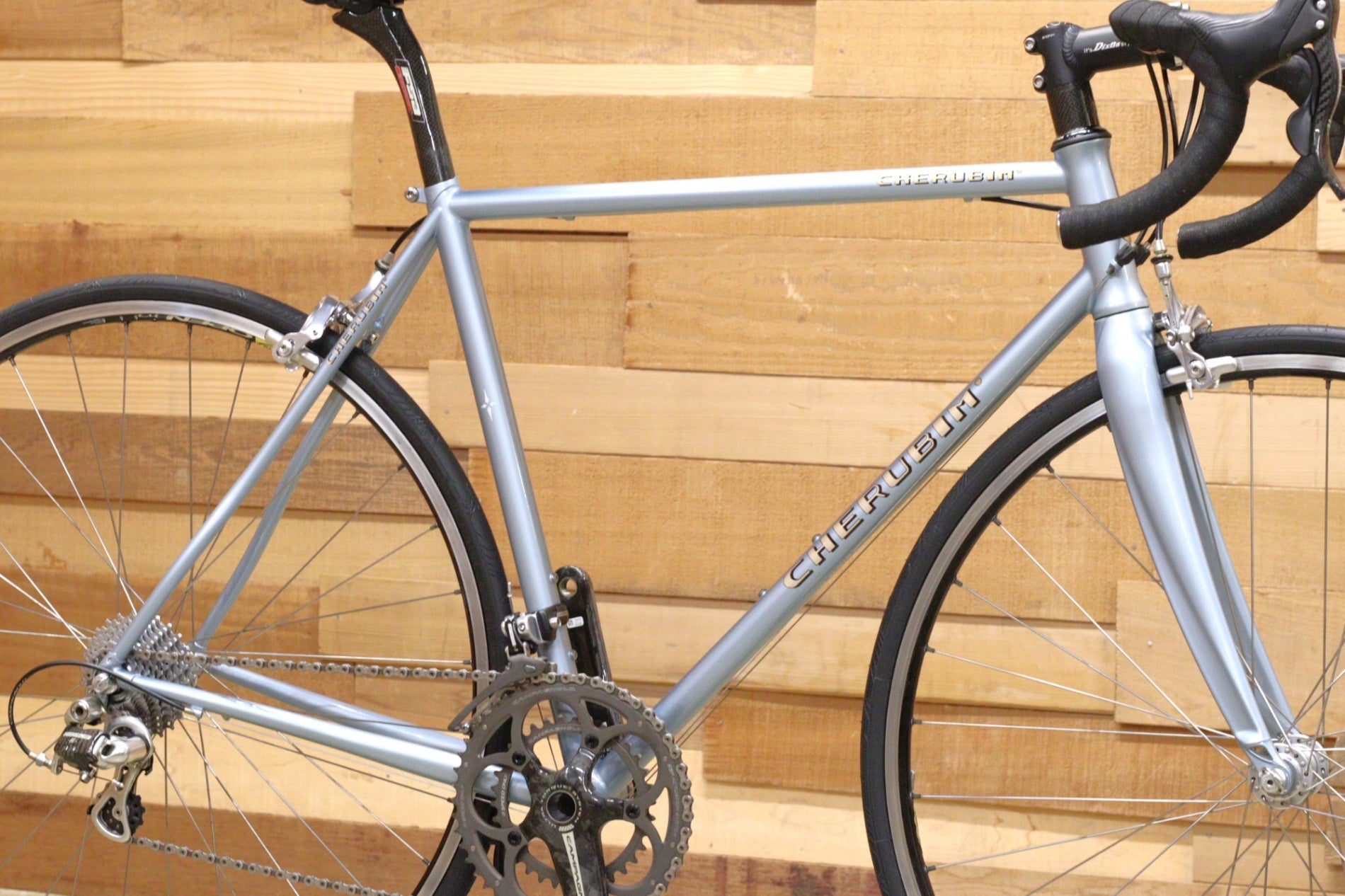 ケルビム CHERUBIM クロモリ オーダーバイク カンパニョーロ コーラス