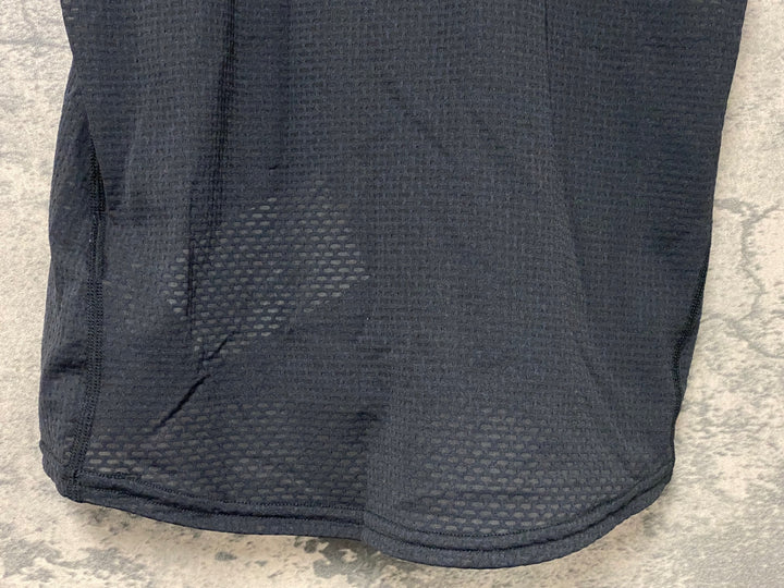 KG912 パールイズミ PEARL iZUMi ノースリーブ ベースレイヤー 黒 M