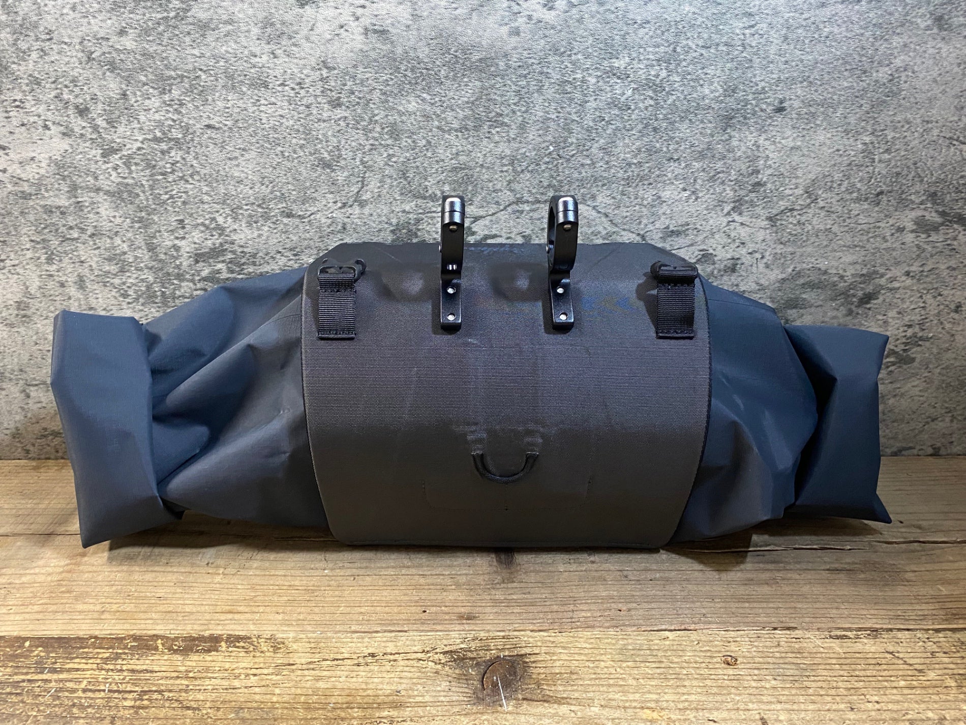 KE001 ラファ Rapha EXPLORE HANDLEBAR PACK ハンドルバーバッグ