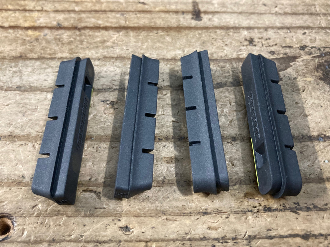 KI429 AX Lightness ブレーキパッド 4pcs カンパニョーロ用