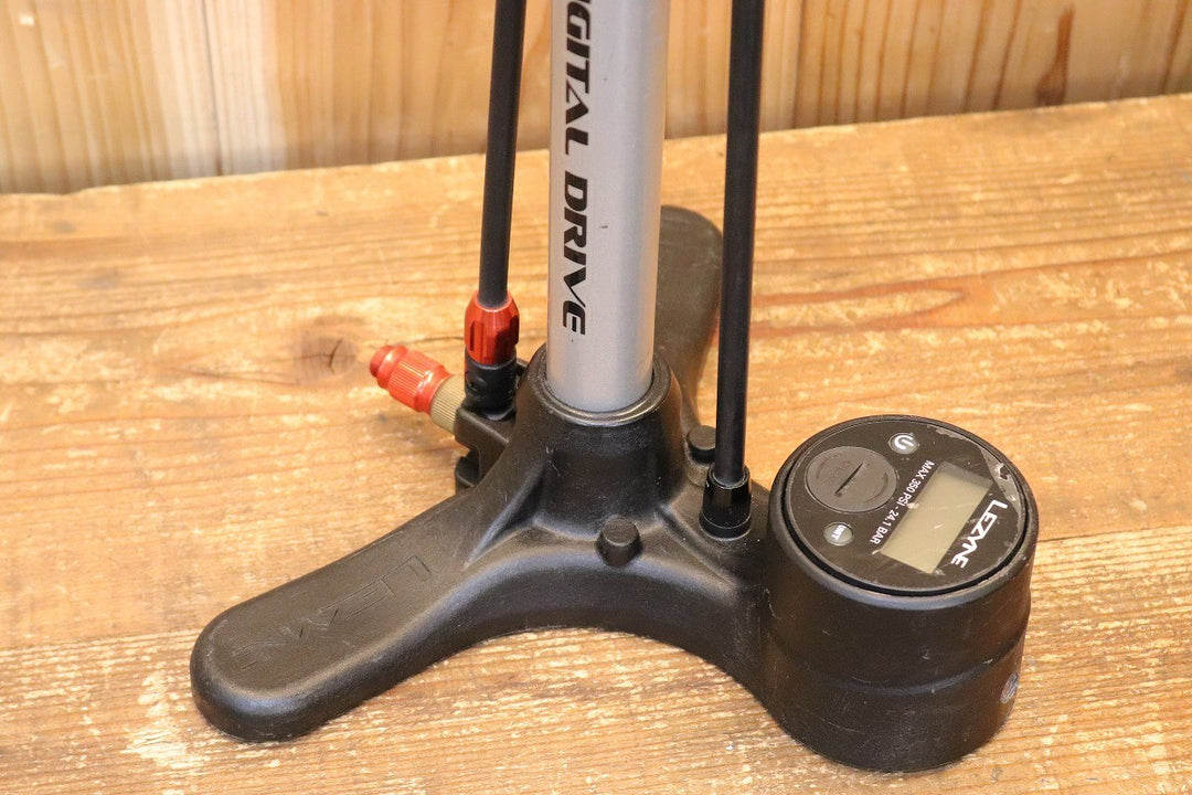 レザイン LEZYNE スポーツデジタルドライブ SPORT DIGITAL DRIVE 米仏両用 フロアポンプ 空気入れ 【芦屋店】