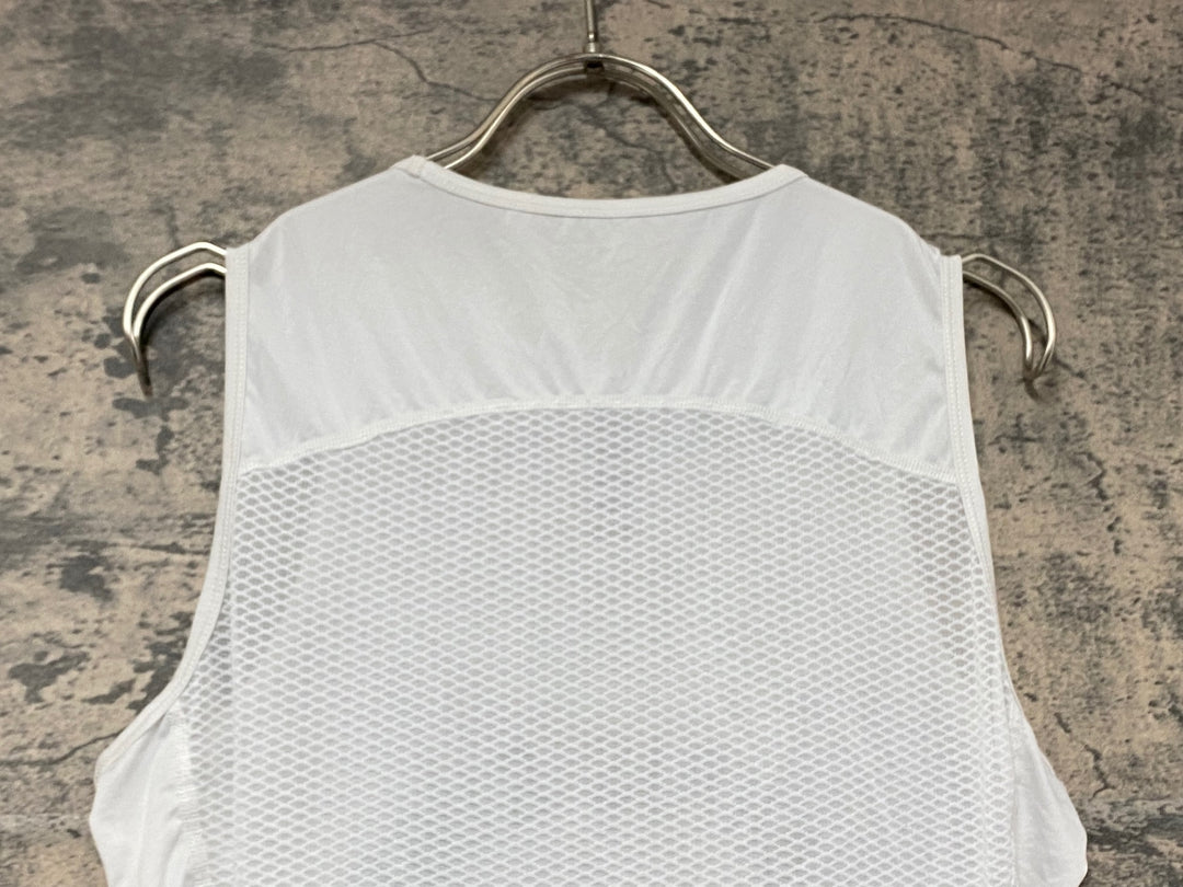 KK621 ラファ Rapha PRO TEAM BASE LAYER ノースリーブ ベースレイヤー 白 S ※ほつれ