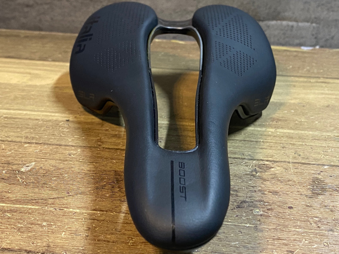 JT542 セライタリア selle italia SLR BOOST KIT CARBONIO SUPERFLOW サドル 黒 130mm カーボンレール
