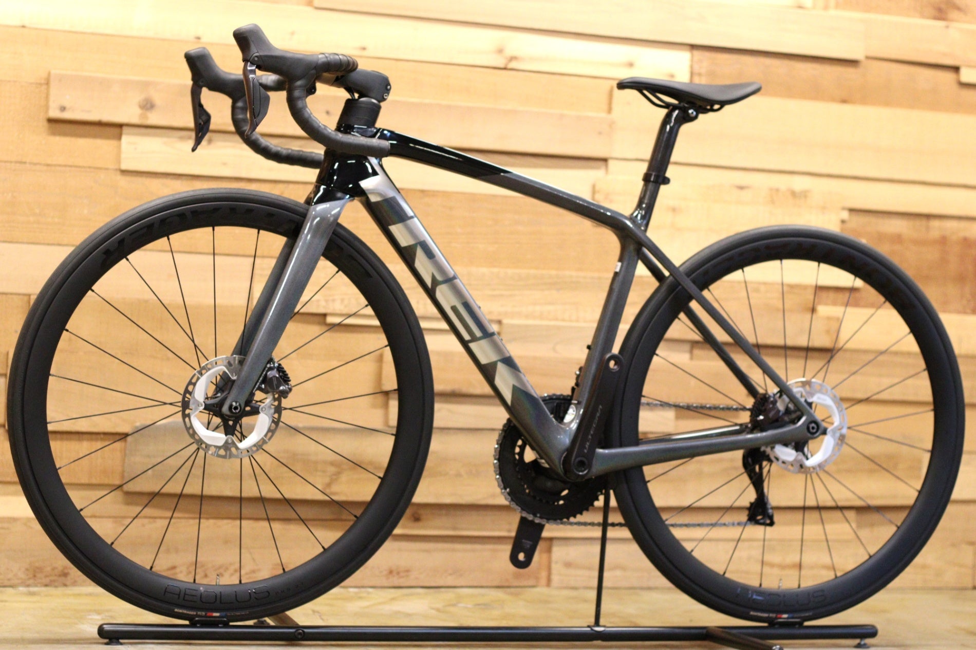 最終値下げ　トレック エモンダSLR7 未使用　シマノ12速SPDペダル付 認定中古車 トレック TREK エモンダ EMONDA SLR7 2022 50サイズ シマノ
