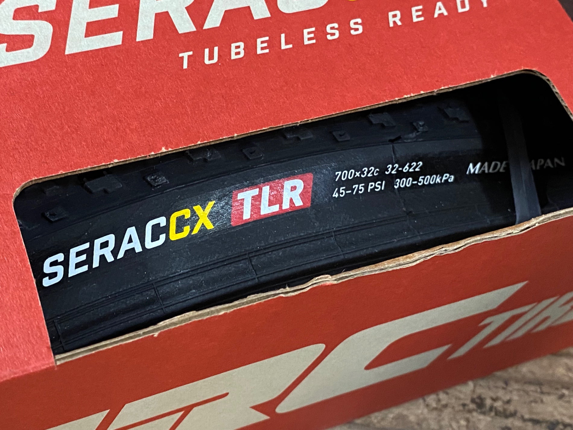 JU726 iRC SERAC CX TUBELESS READY / SERAC CX TUBELESS READY EDGE
