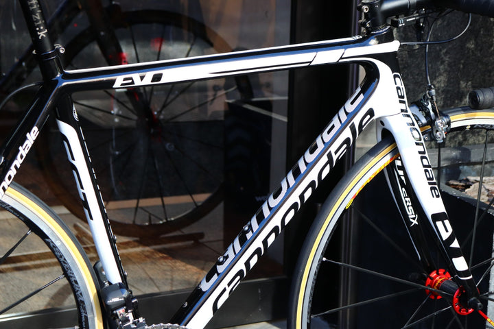 キャノンデール CANNONDALE スーパーシックス SUPERSIX EVO 2014モデル 54サイズ シマノ アルテグラ 6870 MIX Di2 11S カーボン ロードバイク 【東京南麻布店】