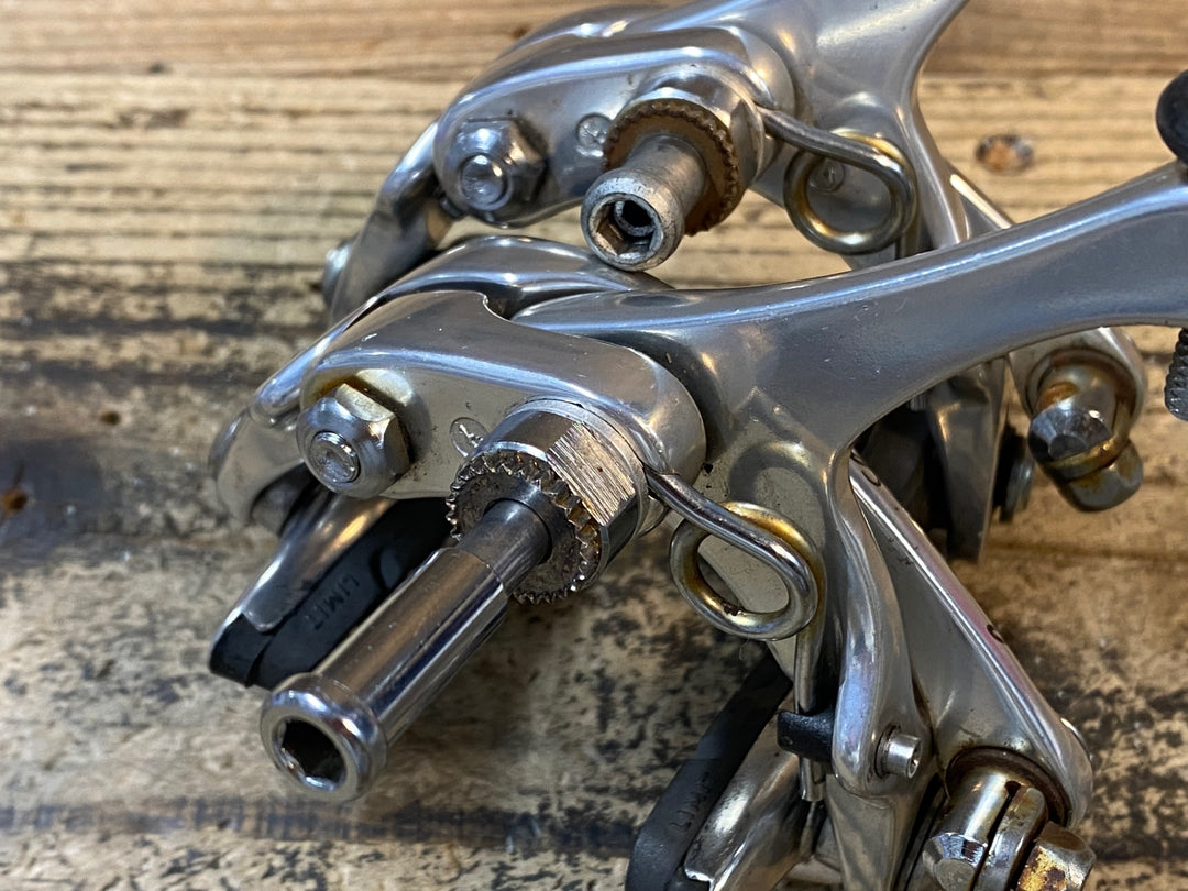 IQ796 カンパニョーロ CAMPAGNOLO コーラス CHORUS キャリパーブレーキ 前後セット シルバー ※ブレーキシュー社外品