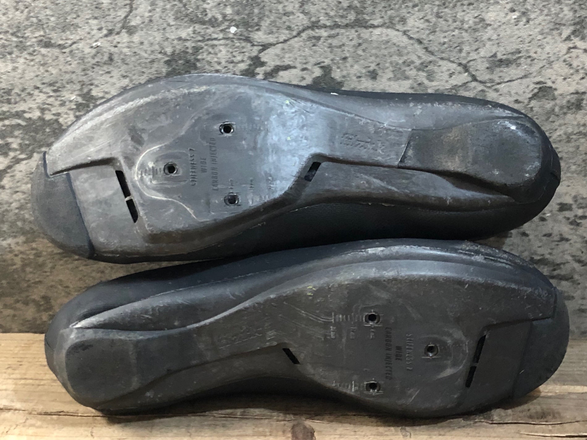 JZ417 フィジーク fizik TEMPO OVERCURVE R4 WIDE ビンディング