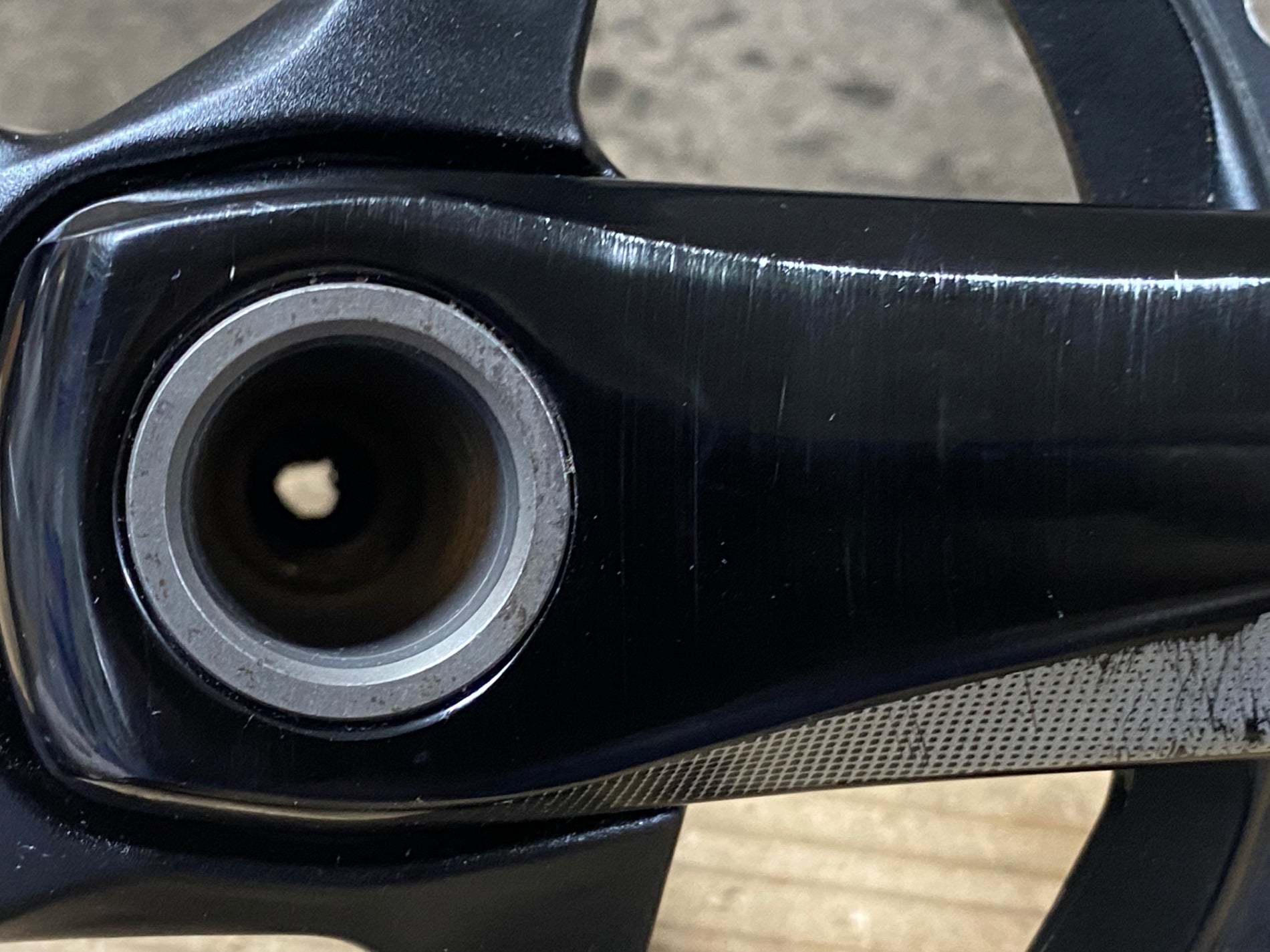 【都内引き取りのみ】FOCUS フレームセット＋ホイール＋クランク SHIMANO 「シマノ」 FC-R565 50-34T 170mm クランクセット