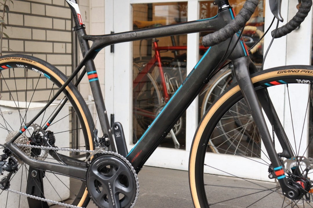 ジーティー GT グレード GRADE CARBON 2015モデル 53サイズ シマノ アルテグラ 6800 MIX 11S カーボン ロードバイク 【横浜店】