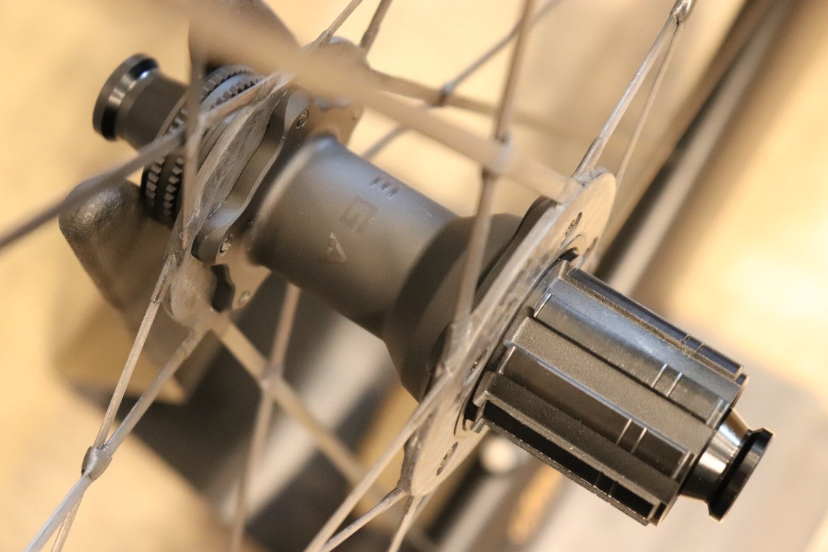 ルン LUN MEGA D67 カーボン チューブレスレディ シマノ 12/11S