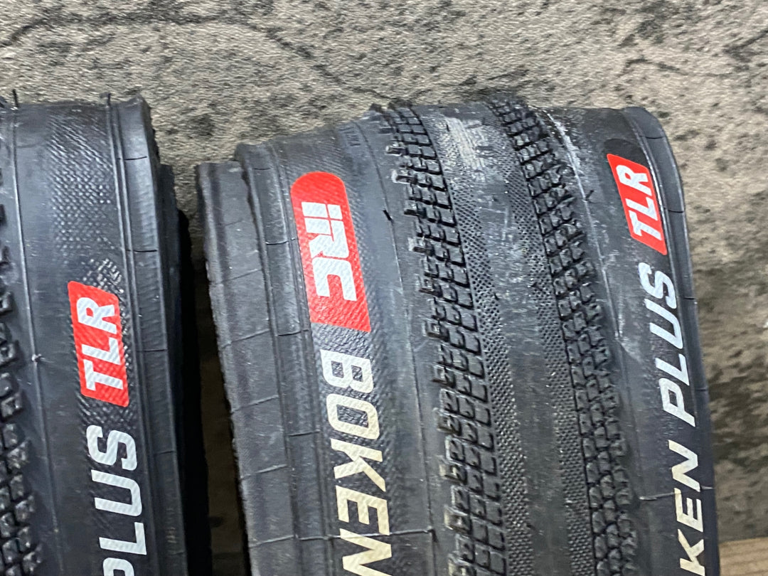 KH500 iRC TIRE BOKEN PLUS TLR タイヤ 700x38c 黒 2本セット