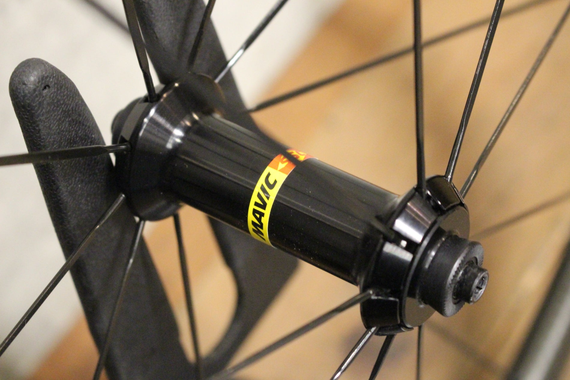 マヴィック MAVIC キシリウム KSYRIUM PRO CARBON SL カーボン