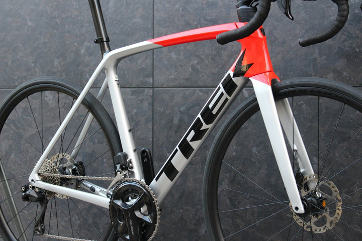 トレック TREK エモンダ EMONDA SL6 DISC 2023年モデル 56サイズ シマノ 105 R7170 12S Di2 カーボン ロードバイク 【福岡店】