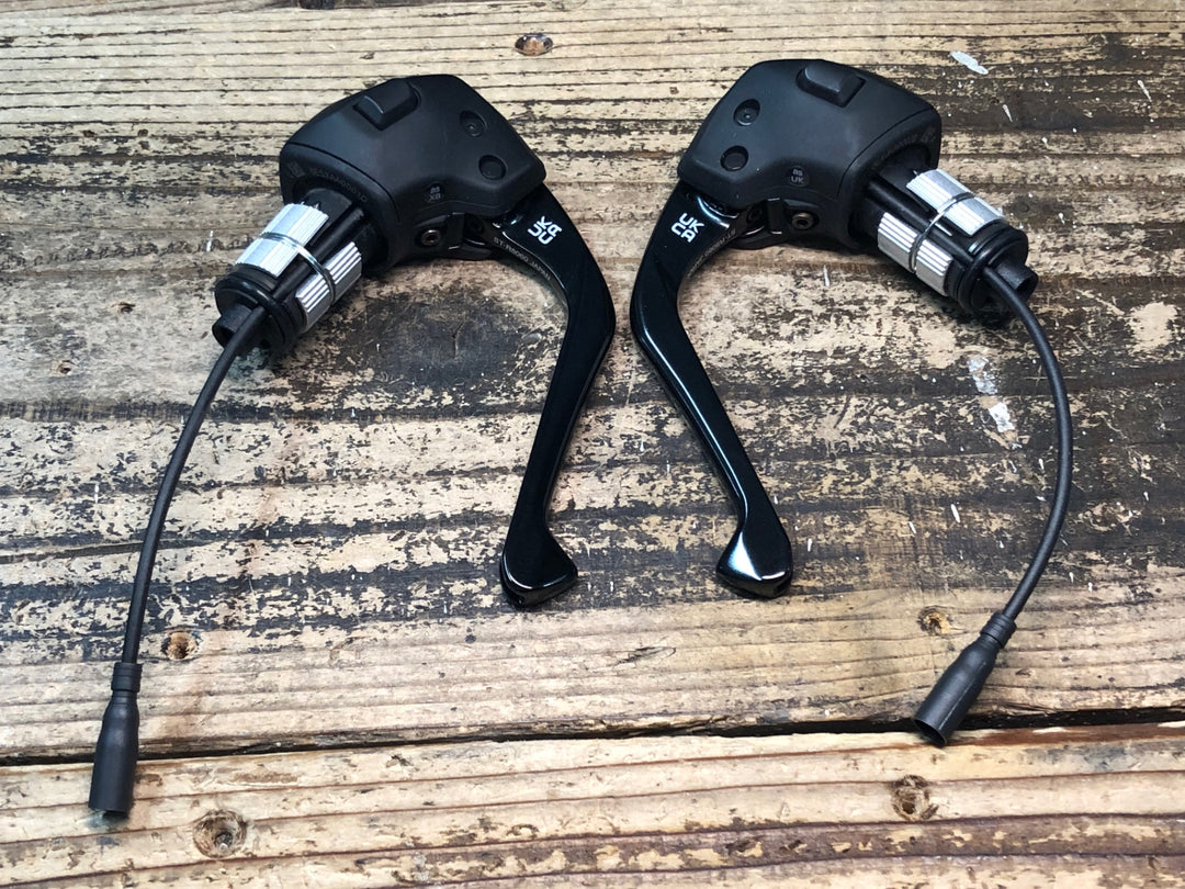 JL195 シマノ SHIMANO ST-R8060 ULTEGRA TT/トライアスロン 2x11s Di2 電動変速 機械式ブレーキ STIレバー