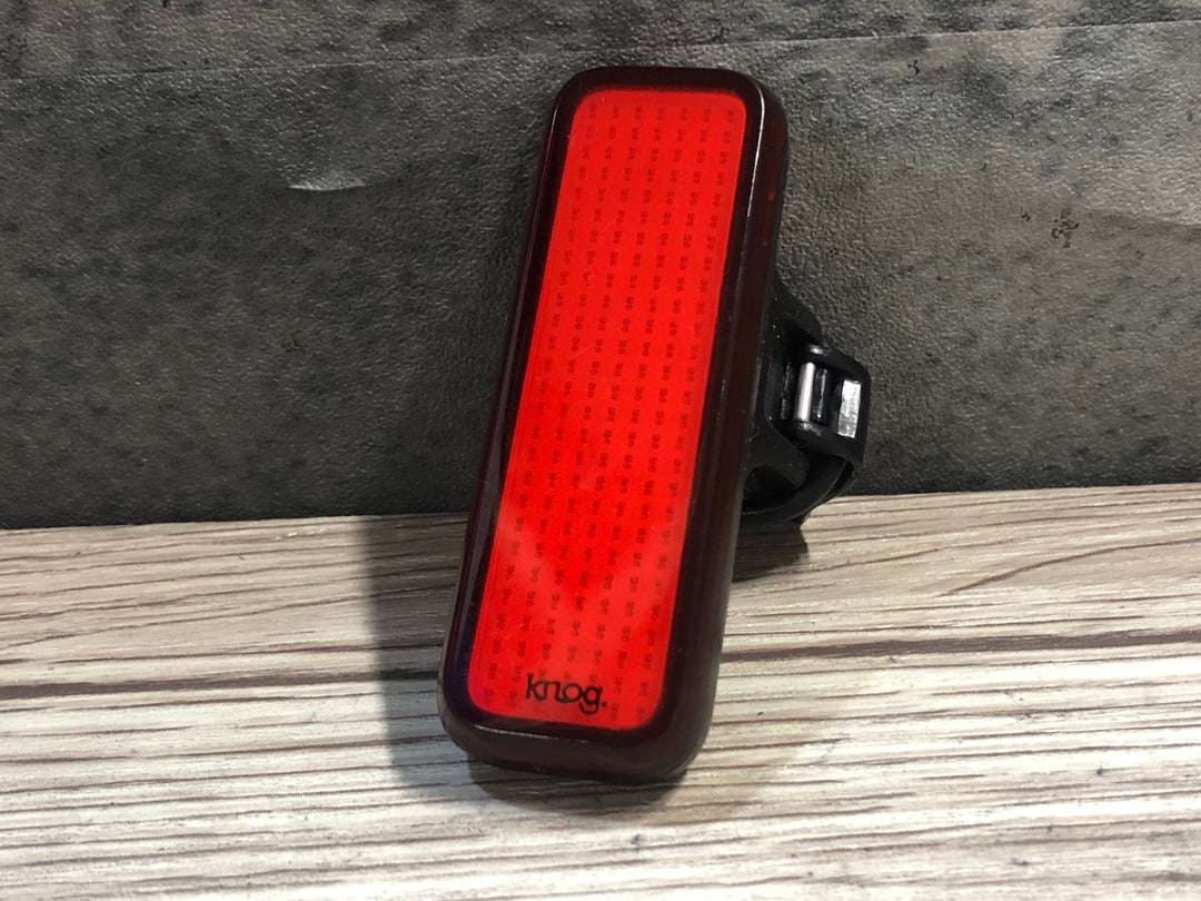 JY700 ノグ knog BLINDER V BOLT テールライト 稲妻 点灯確認済