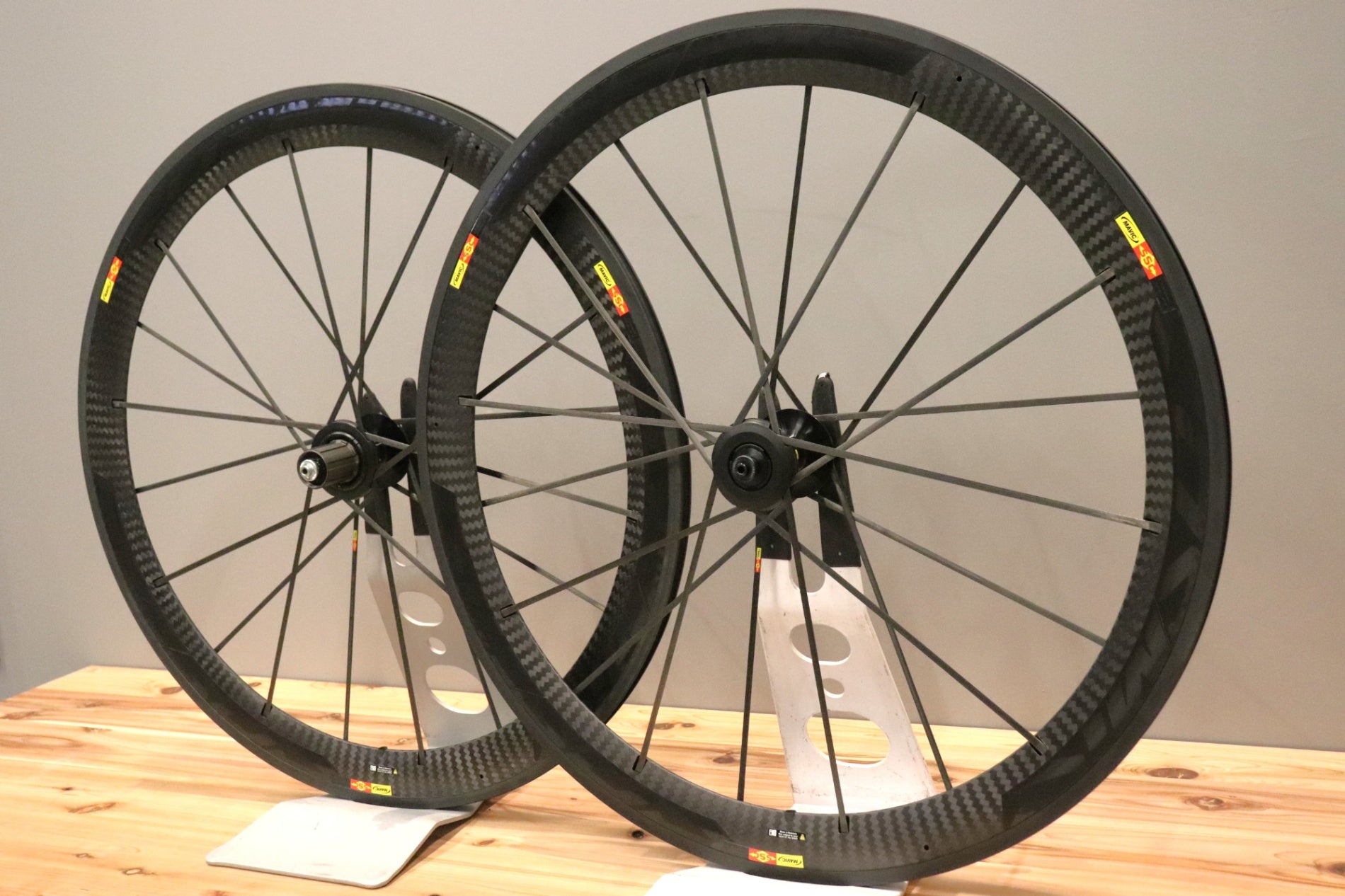 マヴィック MAVIC コスミック COSMIC SLR アルミ カーボン