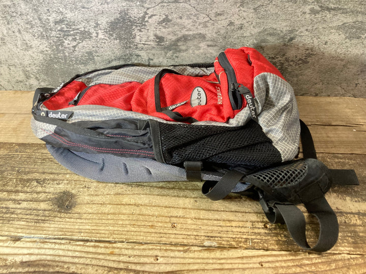 JR175 ドイター deuter SUPER BIKE S リュックサック バックパック 黒赤