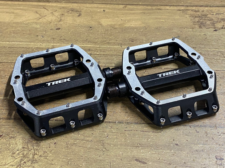 KH820 トレック TREK LINE PRO フラットペダル