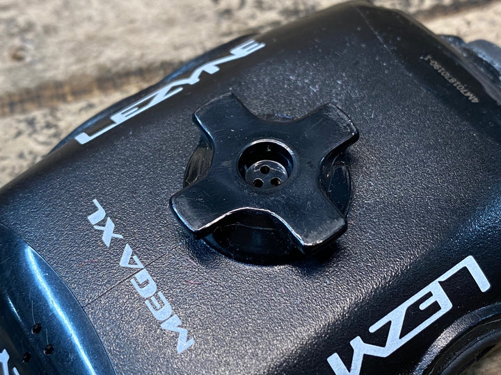 JN011 レザイン LEZYNE MEGA XL サイクルコンピューター 動作確認済