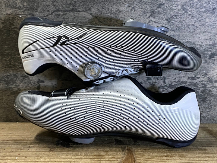 JT969 シマノ SHIMANO RC7 SH-RC700 ビンディングシューズ 黒 EU42 WIDE