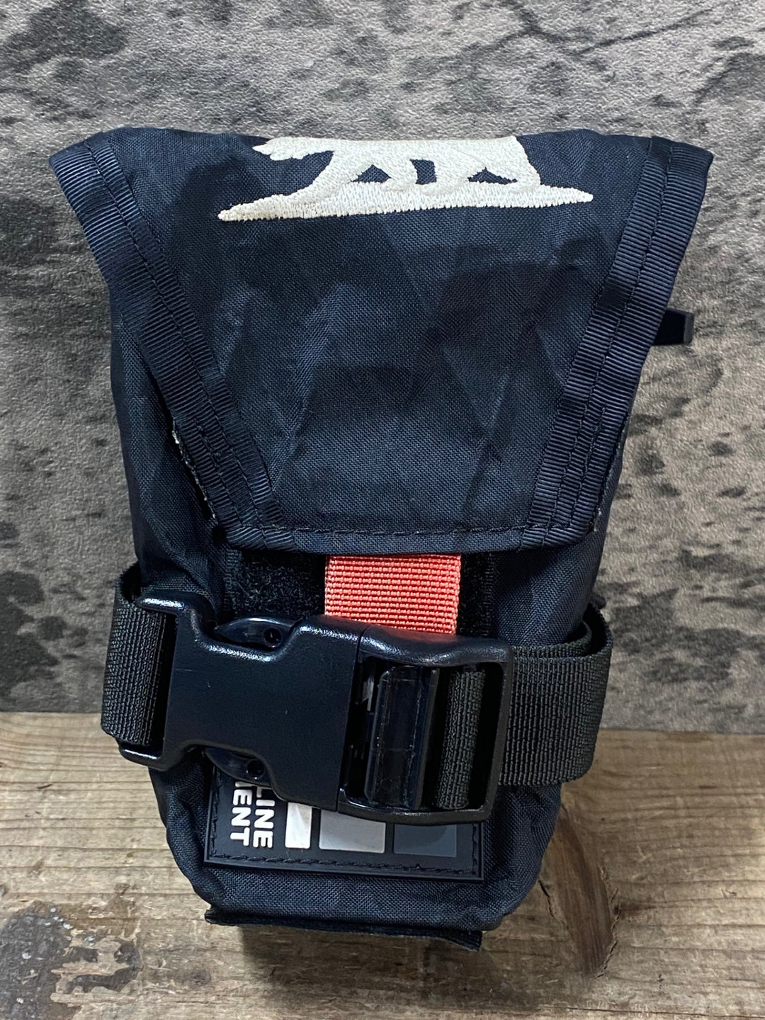 JV492 インサイドラインエキップメント INSIDE LINE EQUIPMENT SEAT BAG サドルバッグ 黒