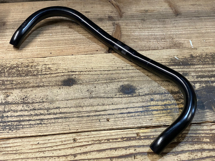 JY423 ニットー 日東 NITTO RB010 アルミ ブルホーンバー エンドC-C380mm Φ25.4 黒