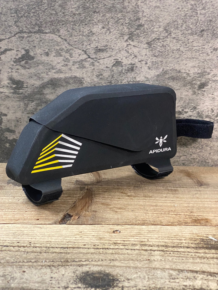 JV936 アピデュラ APIDURA RACING TOP TUBE PACK 1L トップチューブバッグ 黒