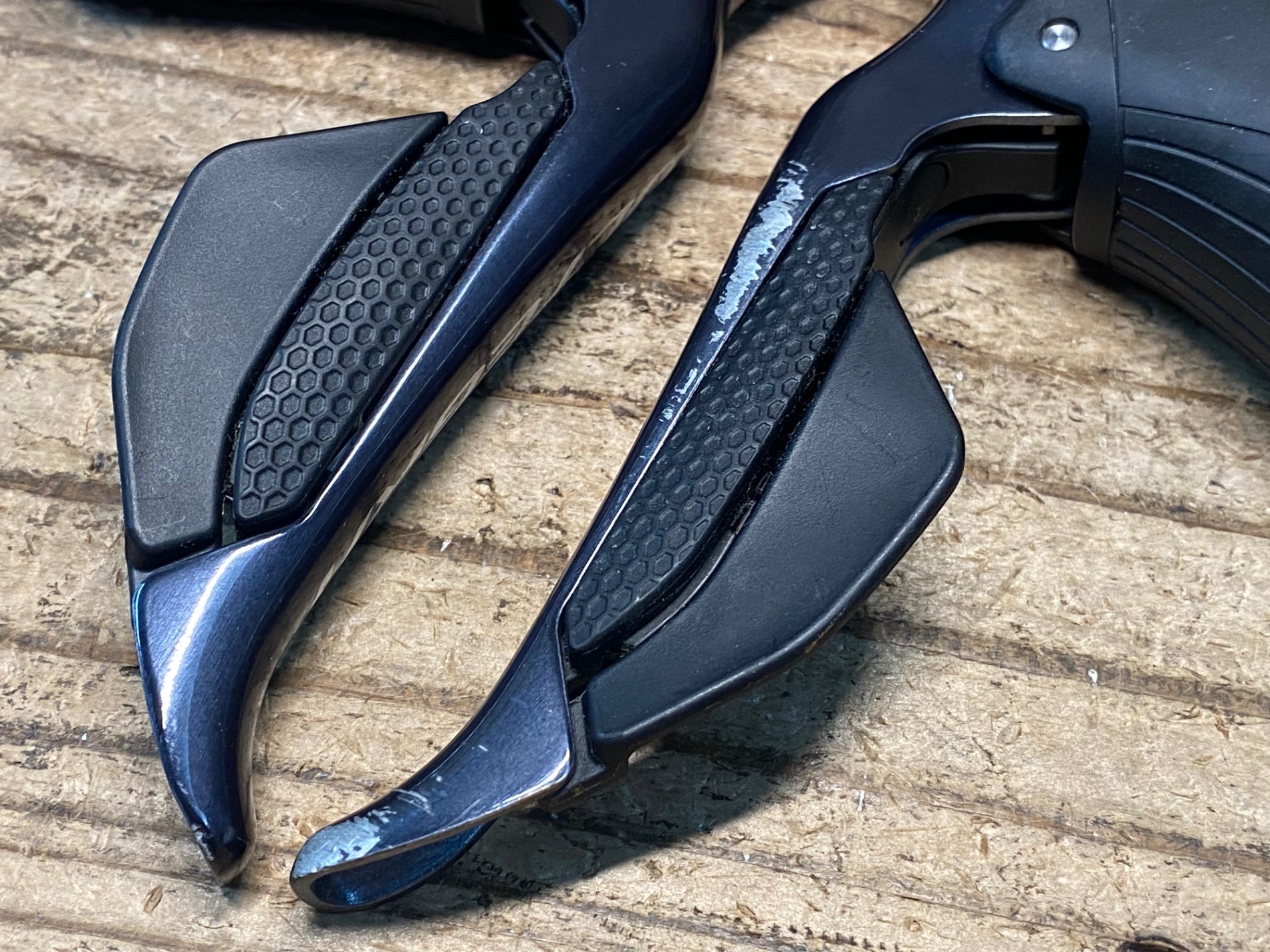 JJ310 シマノ SHIMANO アルテグラ ULTEGRA ST-R8050 STIレバー 2