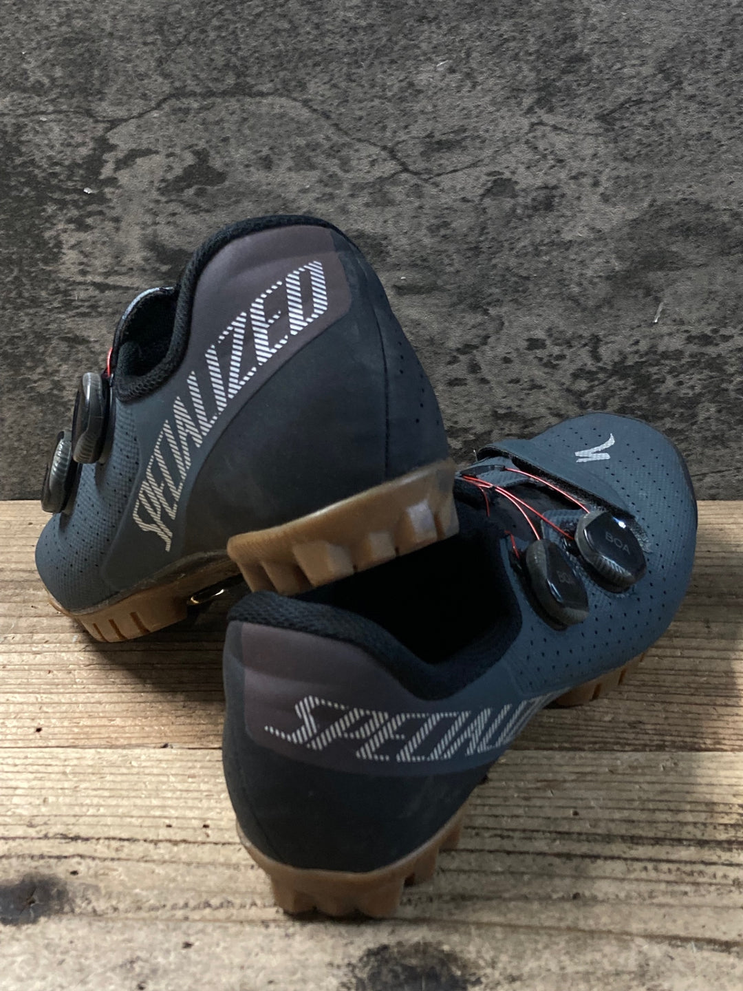KF055 スペシャライズド SPECIALIZED レーコン Recon 3.0 ビンディングシューズ 2穴 黒 EU42 ※インソール欠品