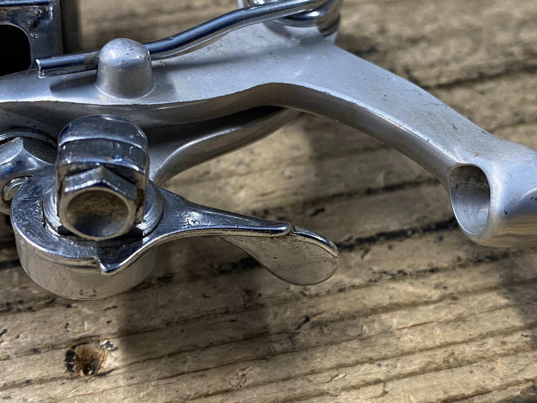 JV006 カンパニョーロ CAMPAGNOLO ヌーボレコード NUOVO RECORD キャリパーブレーキ ※フロントブレーキのアジャスターボルト欠品