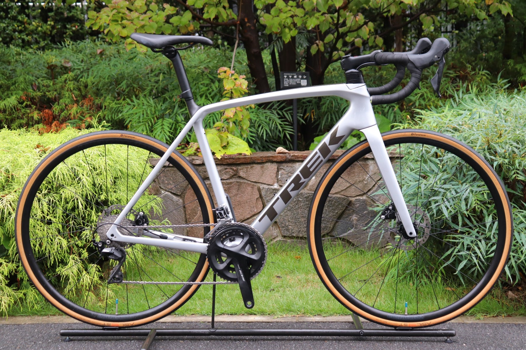 もと【プロフィールお読み下さい】  Emonda SL5 52size トレック TREK エモンダ EMONDA SL5 DISC 2021 56サイズ シマノ 105