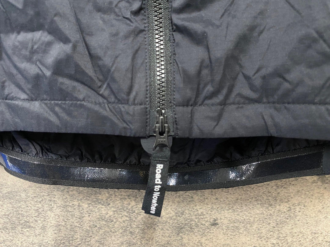 KA515 パスノーマルスタジオ PAS NORMAL STUDIOS ESSENTIAL INSULATED GILET ジレ サイクルベスト 黒 M