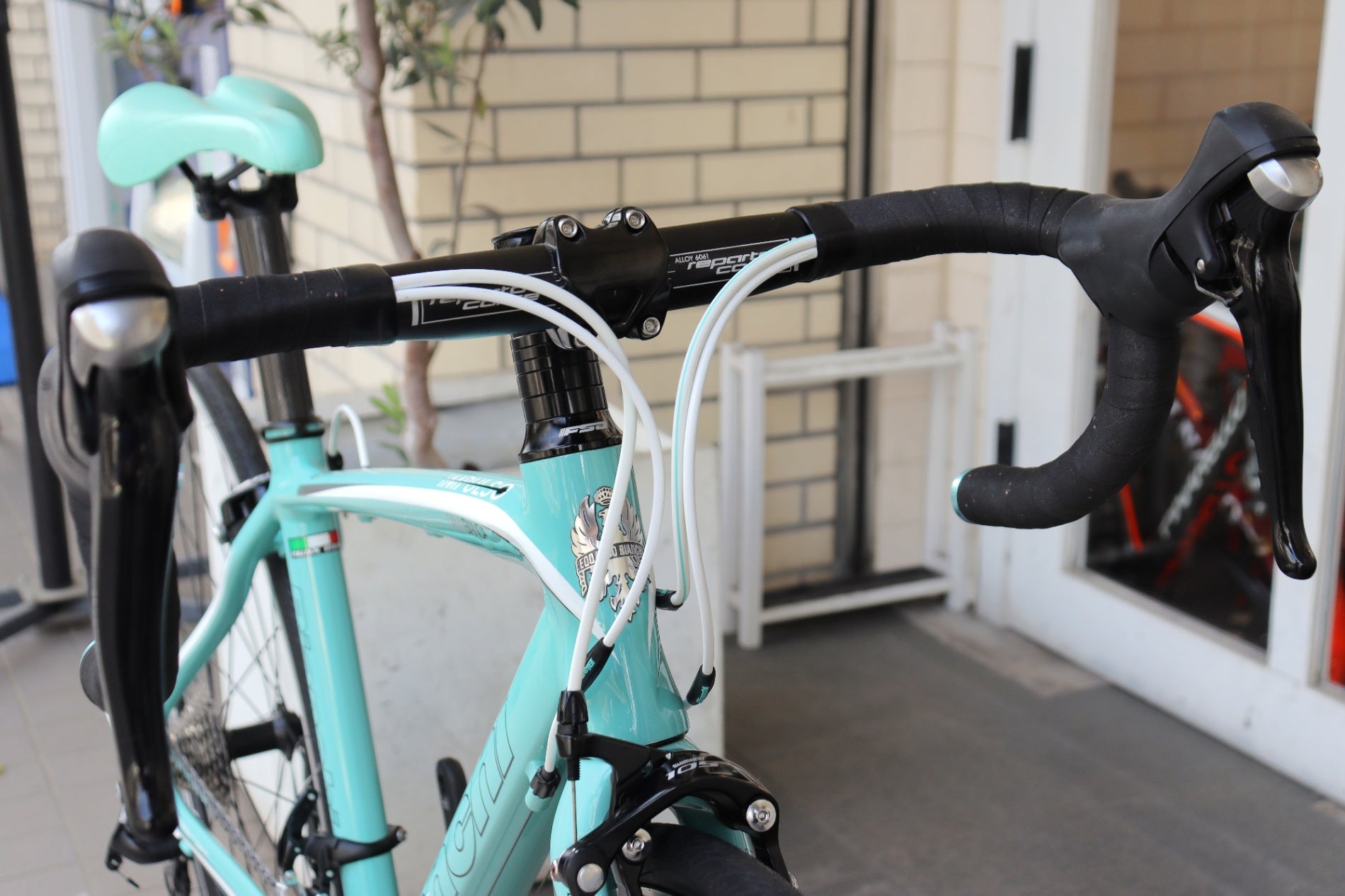 ビアンキ BIANCHI インプルソ IMPULSO 2016モデル 44サイズ シマノ 105