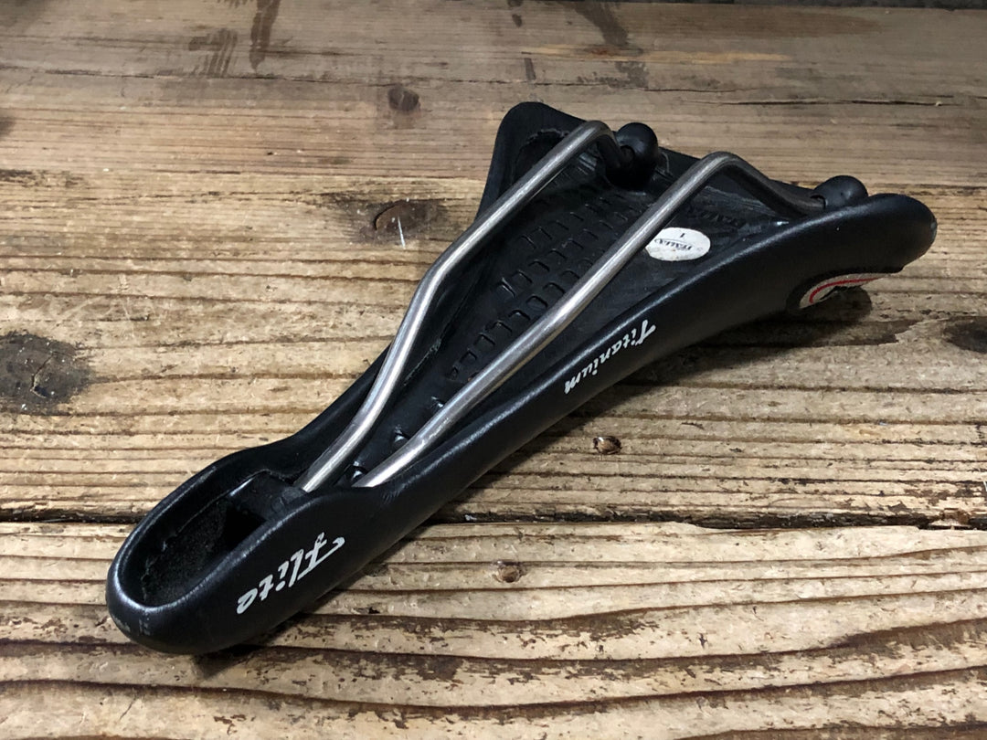 KI845 セライタリア Selle Italia フライト FLITE チタニウム Titanium サドル チタンレール 黒