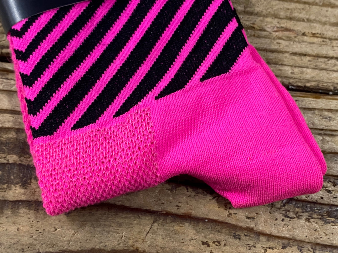 KM194 DEFEET ソックス ピンク S