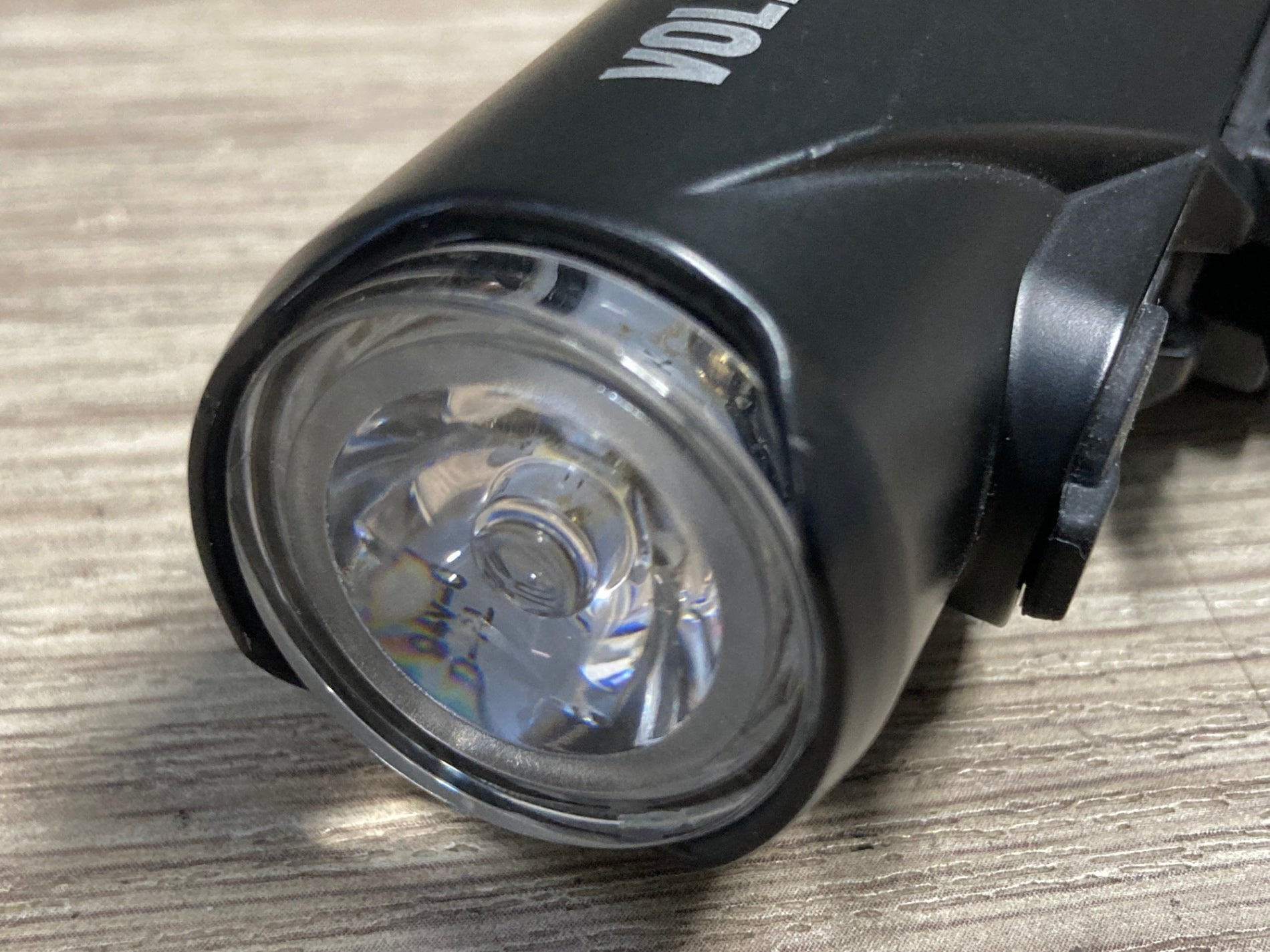 KI582 キャットアイ CAT EYE ボルト VOLT800 フロントライト
