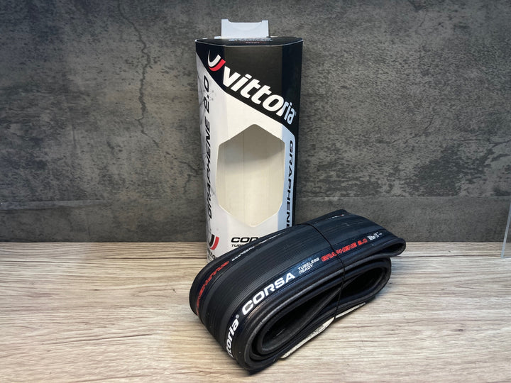 JK155 ヴィットリア vittoria コルサ CORSA GRAPHENE 2.0 チューブレスレディ タイヤ 700x25c 未使用