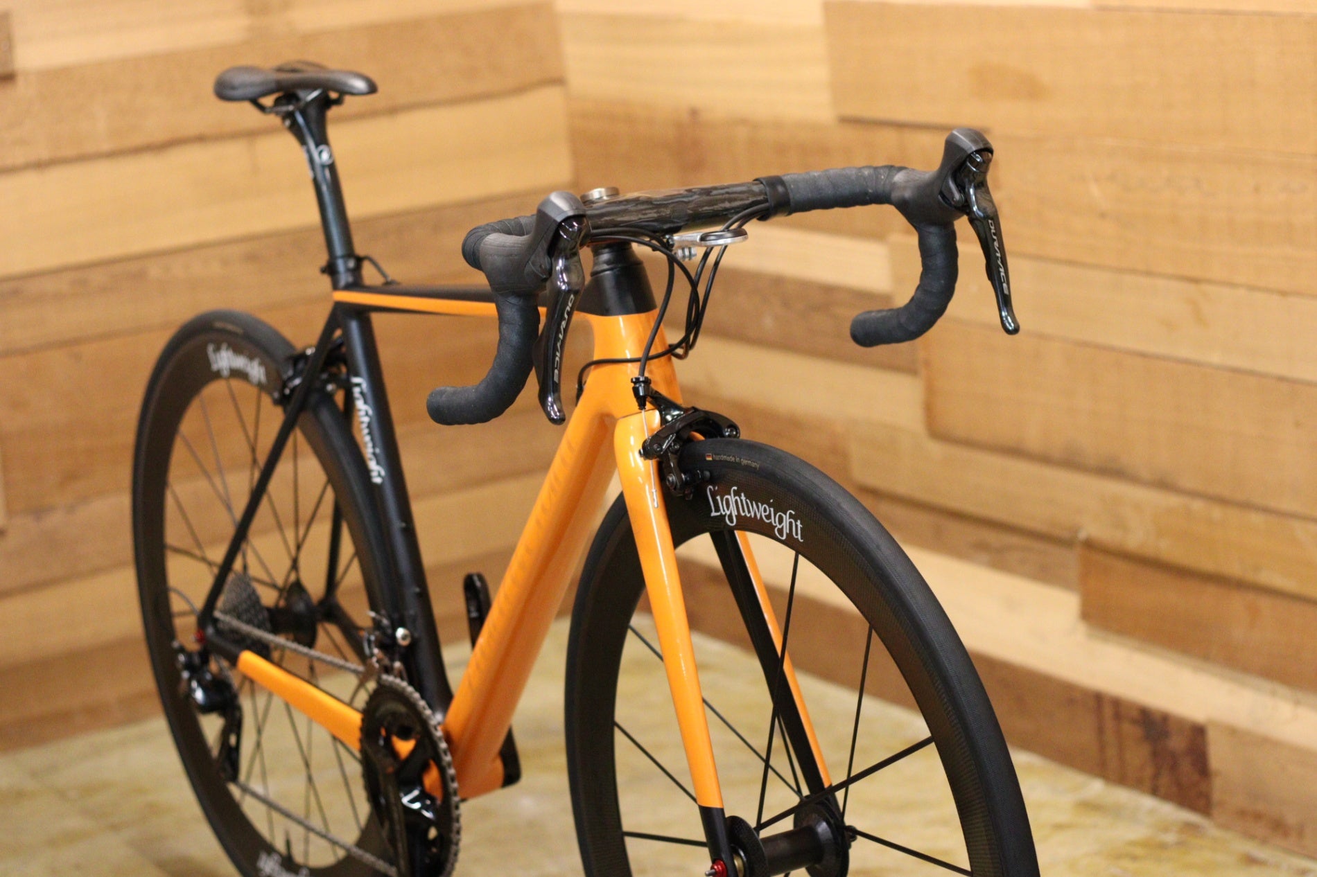 ライトウェイト Lightweight ウルグシュタルト URGESTALT 2019 51