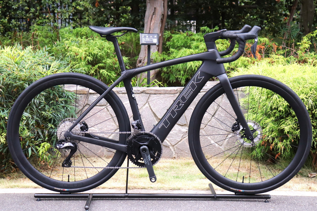 美品!トレック TREK ドマーネ＋Domane+ SLR 7 2025モデル カーボン