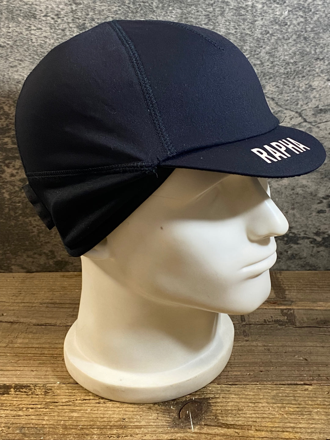 KI200 ラファ Rapha サイクルキャップ 黒 ワンサイズ 裏起毛
