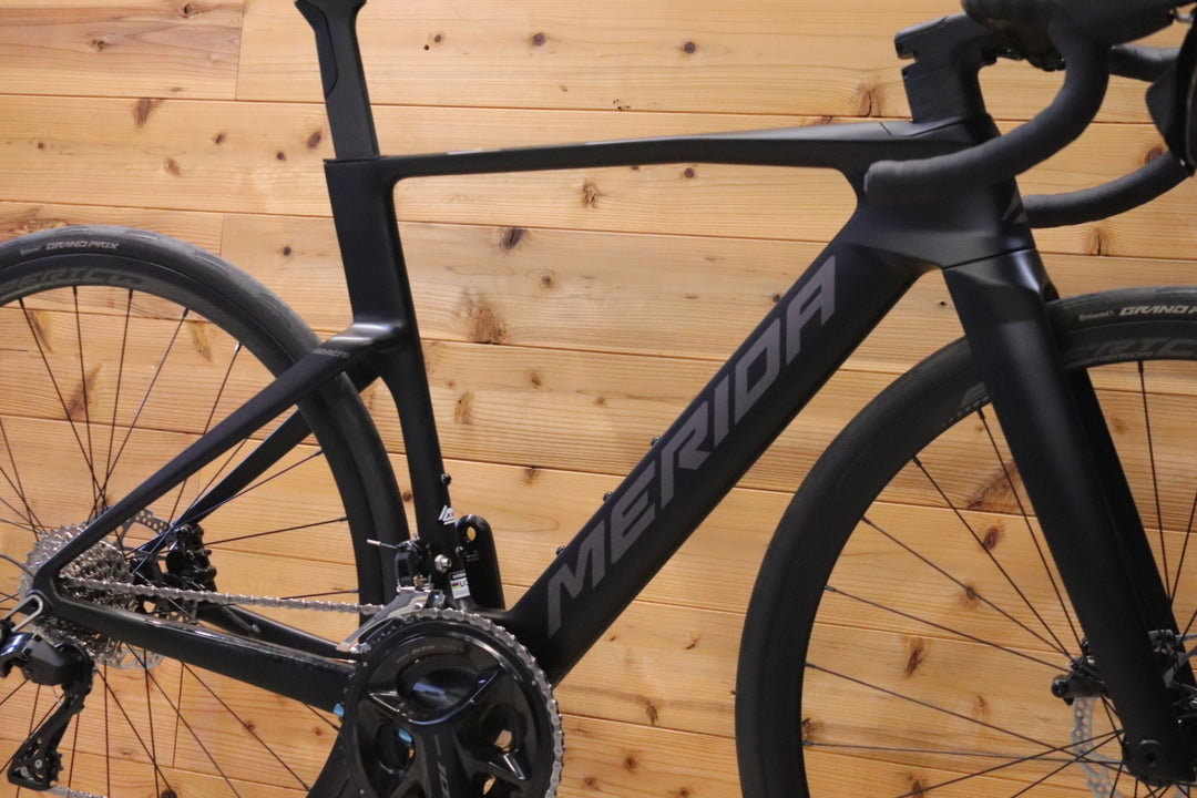 【第5世代新型 状態良好】 メリダ MERIDA リアクト REACTO 4000 DISC 2027 50(XS)サイズ シマノ 105 R7120 12S カーボン ロードバイク 【広島店】