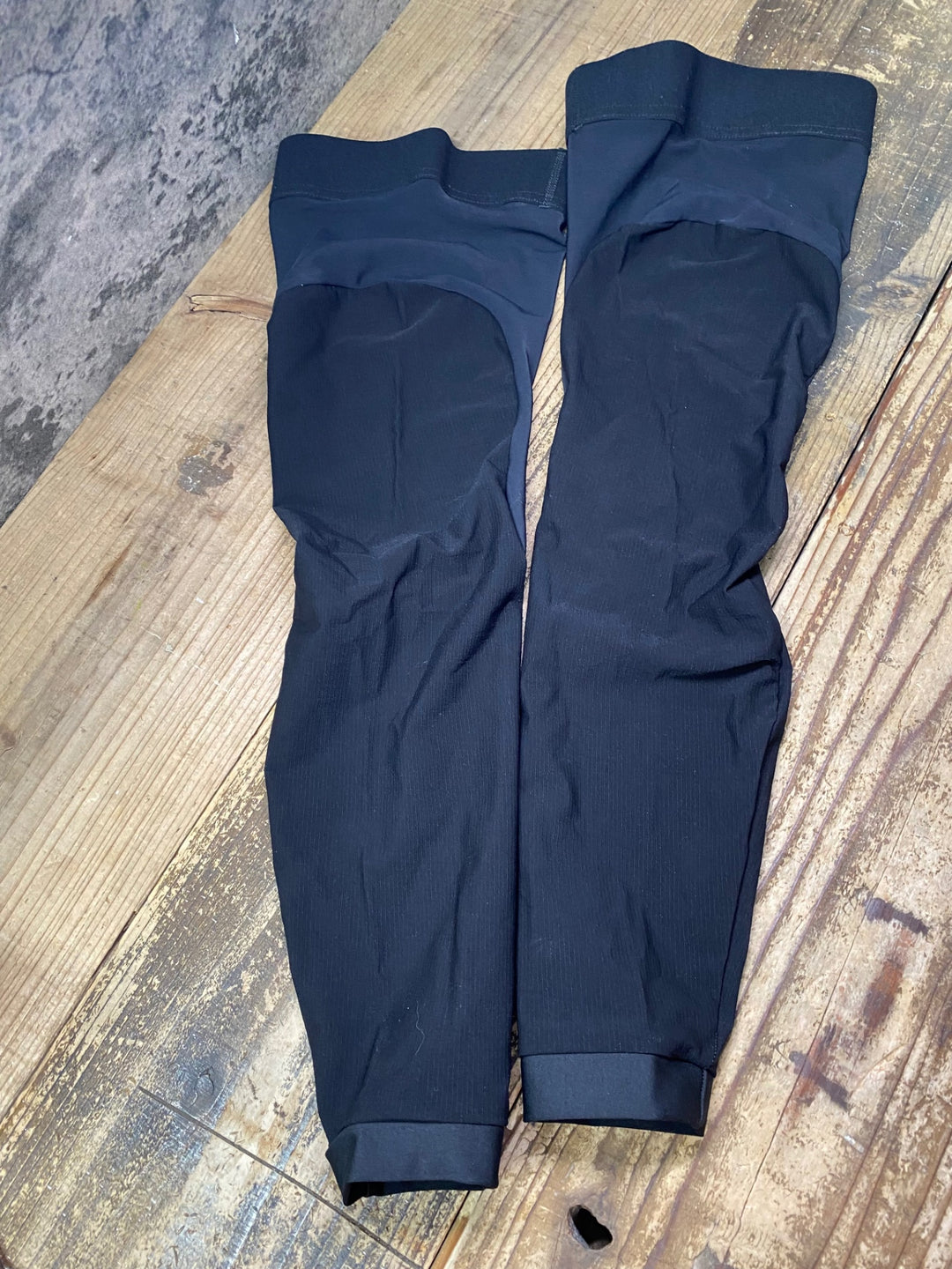 JO779 ラファ Rapha EXPLORE LEG WARMERS レッグウォーマー 黒 XS/S
