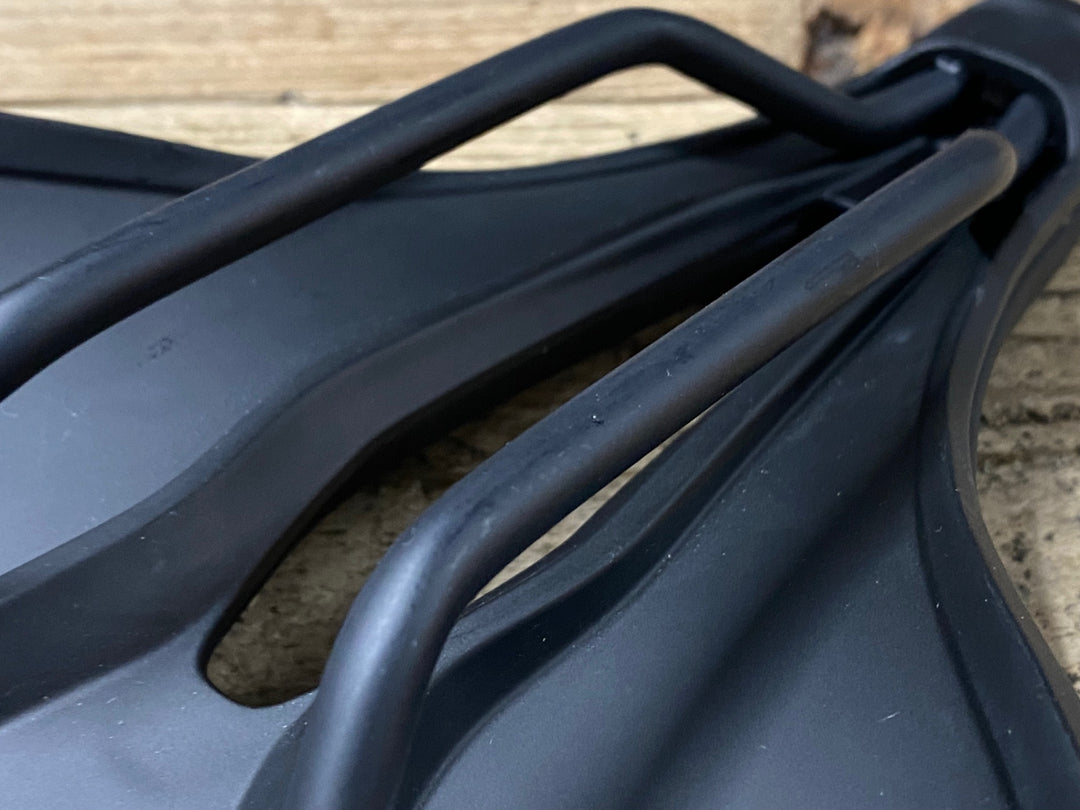 JQ255 スペシャライズド SPECIALIZED POWER サドル 黒 HOLLOW Ti 155mm