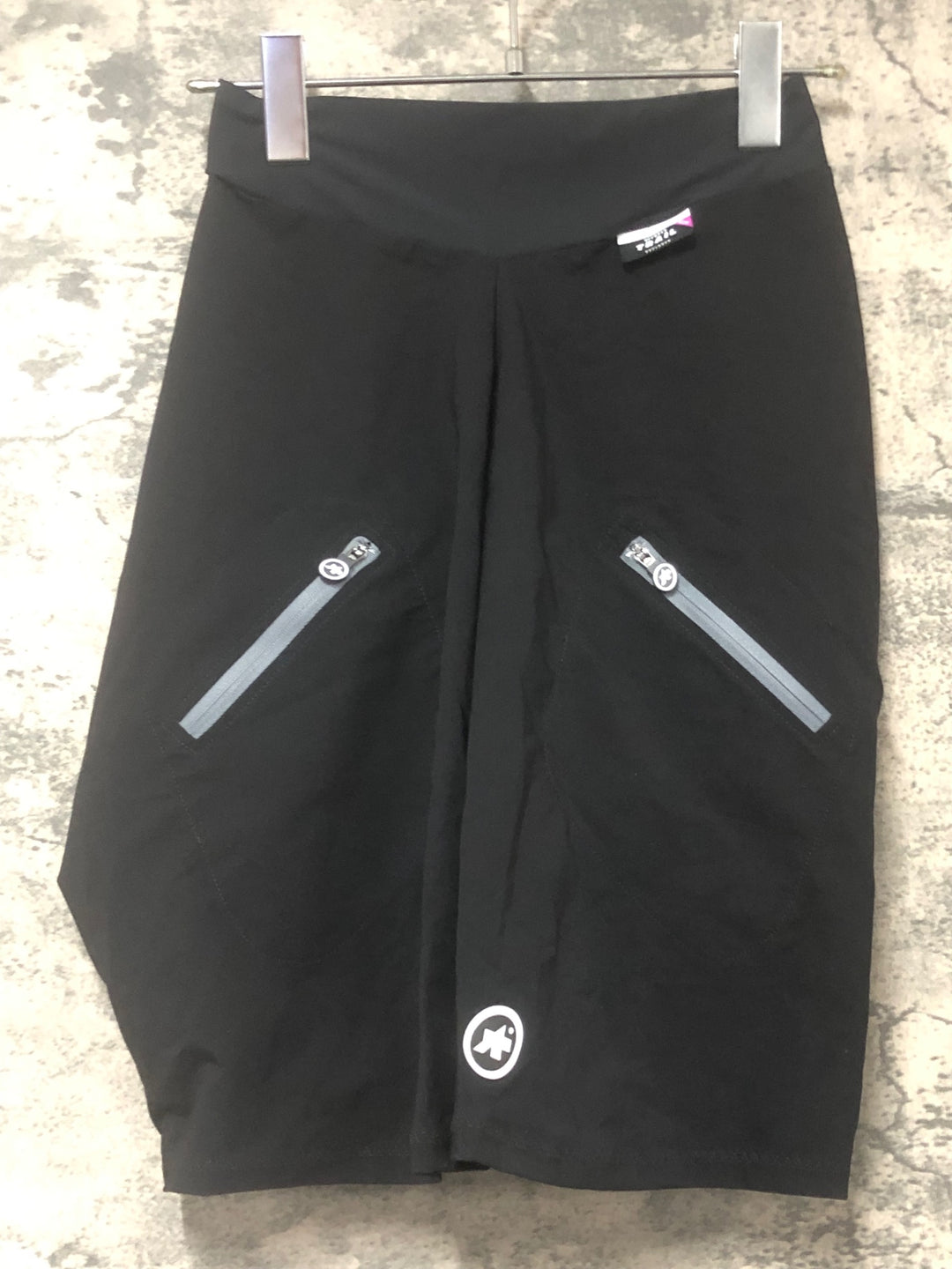 JE025 アソス ASSOS TRAIL Cargo サイクルパンツ XS レディース
