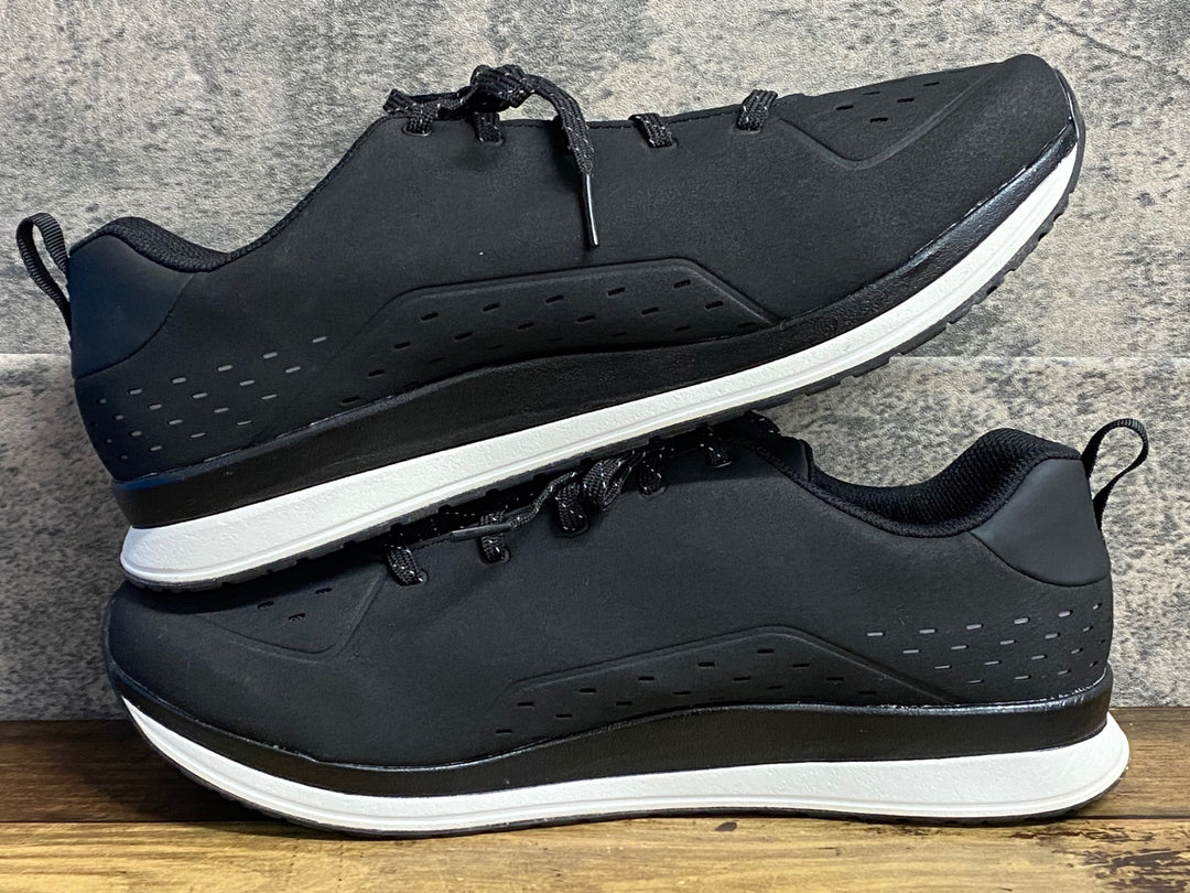JY002 シマノ SHIMANO CT5 SH-CT500-S L ビンディングシューズ 2穴 レース 黒 EU44