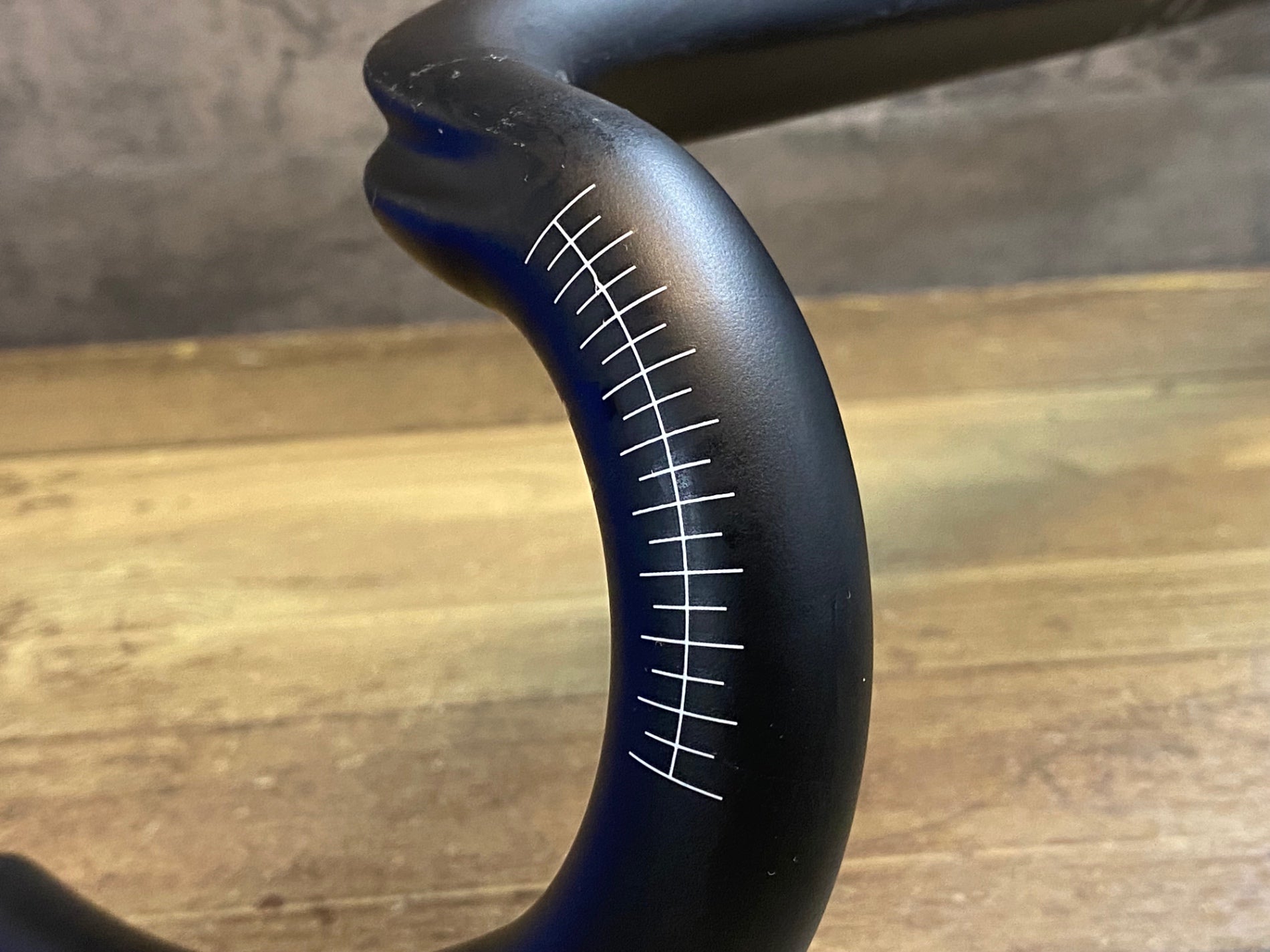 JN748 イーストン EASTON EC70 AX カーボン ドロップハンドル