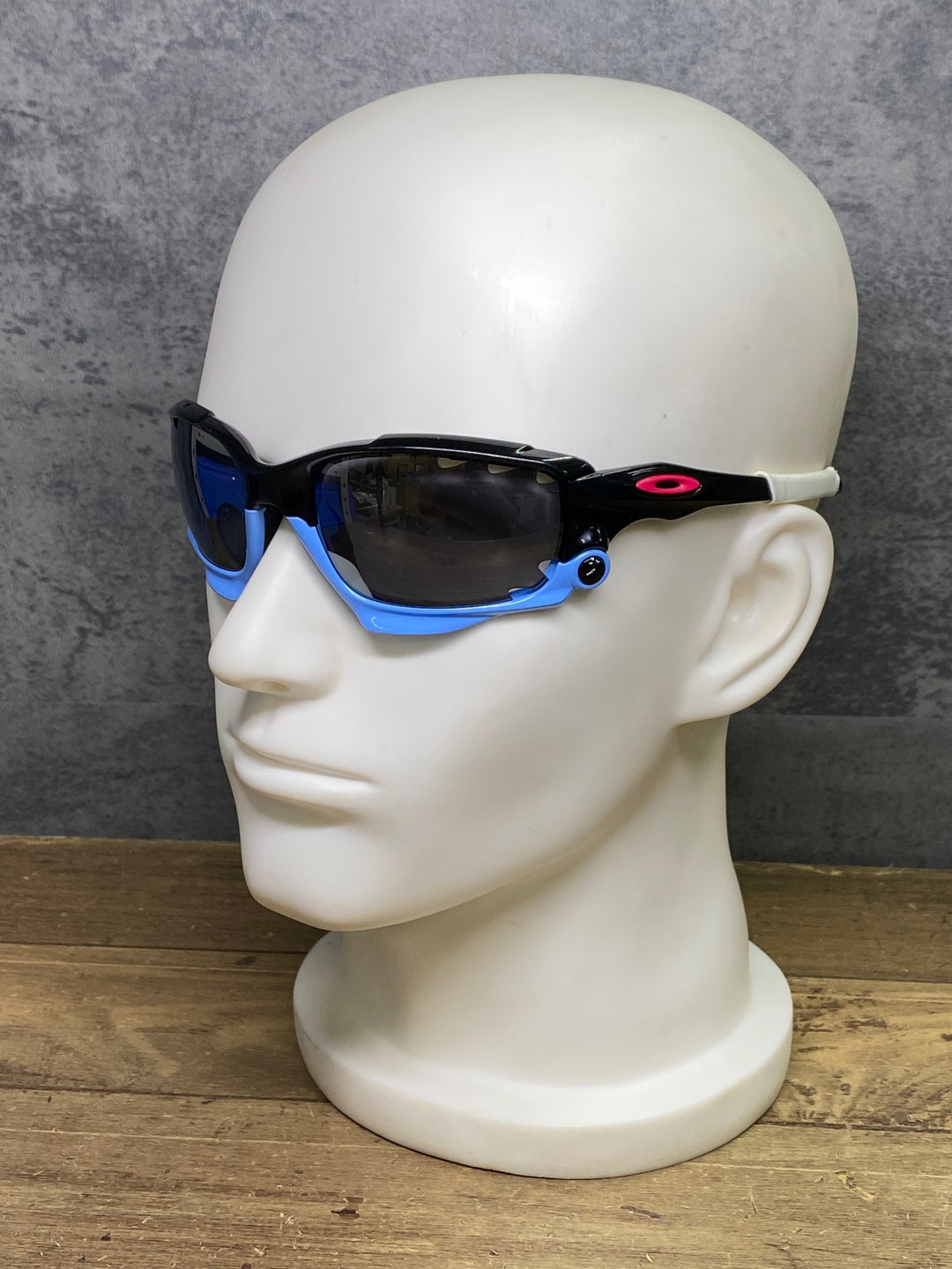 JN145 オークリー OAKLEY Racing Jacket サングラス アイウェア 黒 水色 レンズブラック